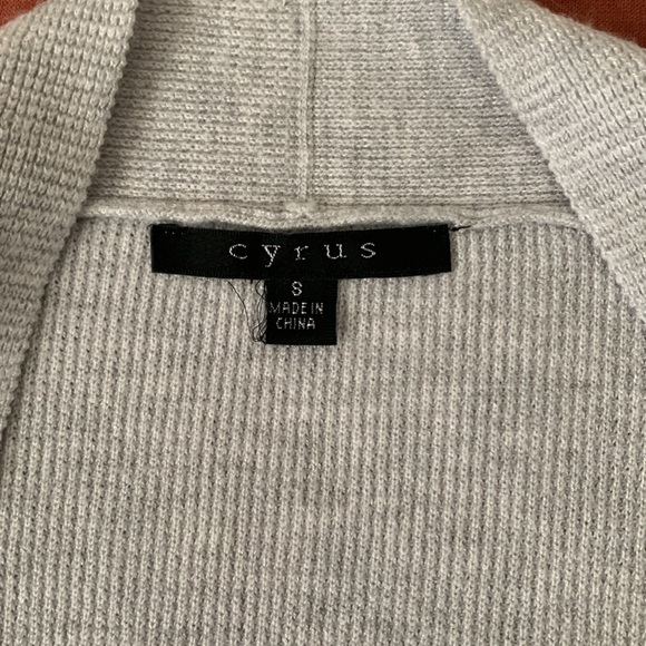 Light grey cardigan - Picture 3 of 6